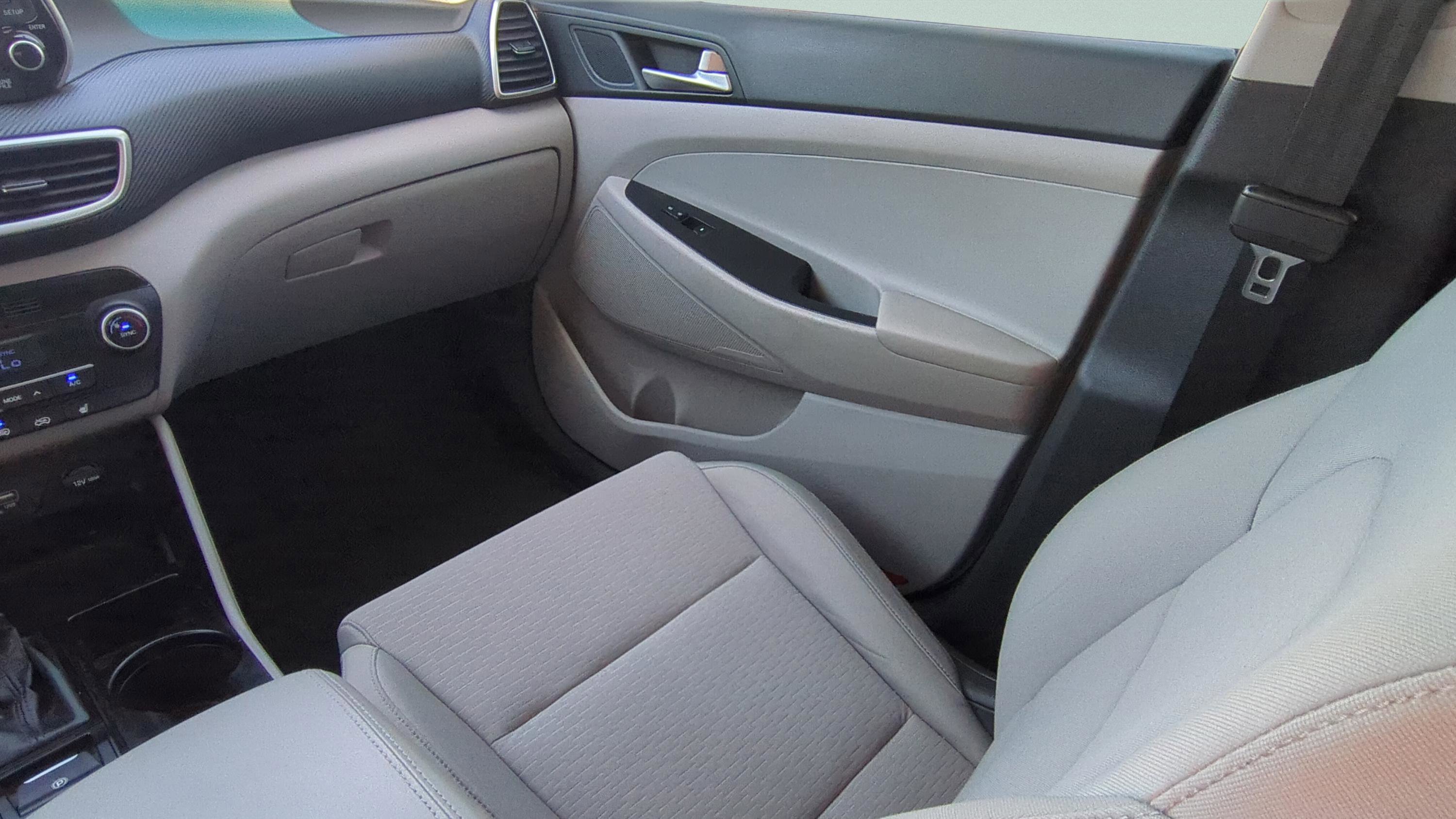 Used 2020 Hyundai Tucson SEL w/ Cargo Package image 16