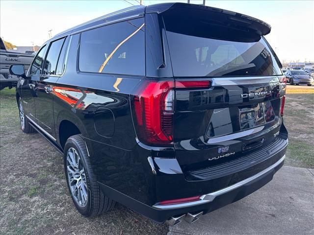 New 2026 GMC Yukon XL Denali w/ Denali Reserve Package AWD/4WD image 8