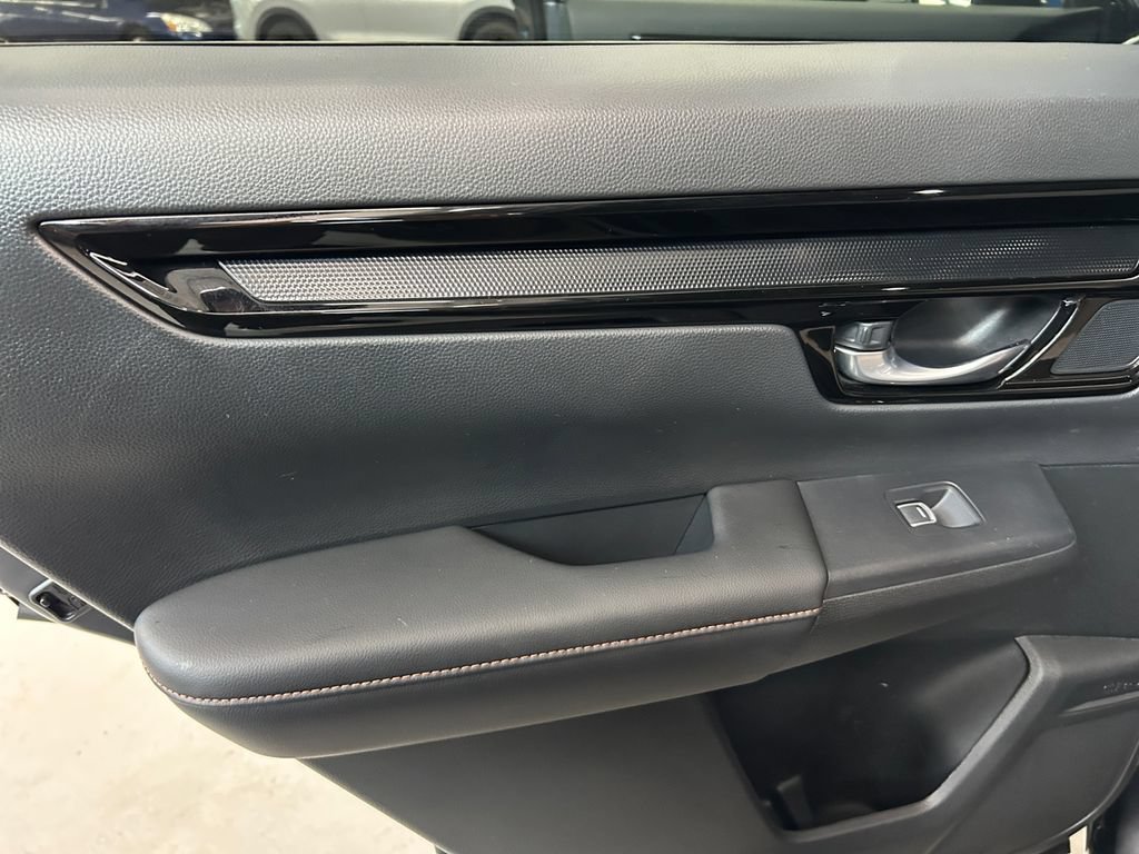 Used 2024 Honda CR-V Sport Touring image 25