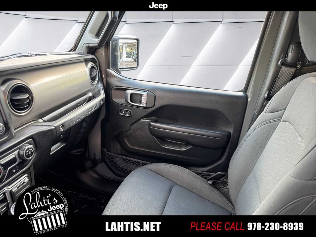 Certified 2020 Jeep Wrangler Unlimited Sport S AWD/4WD image 14