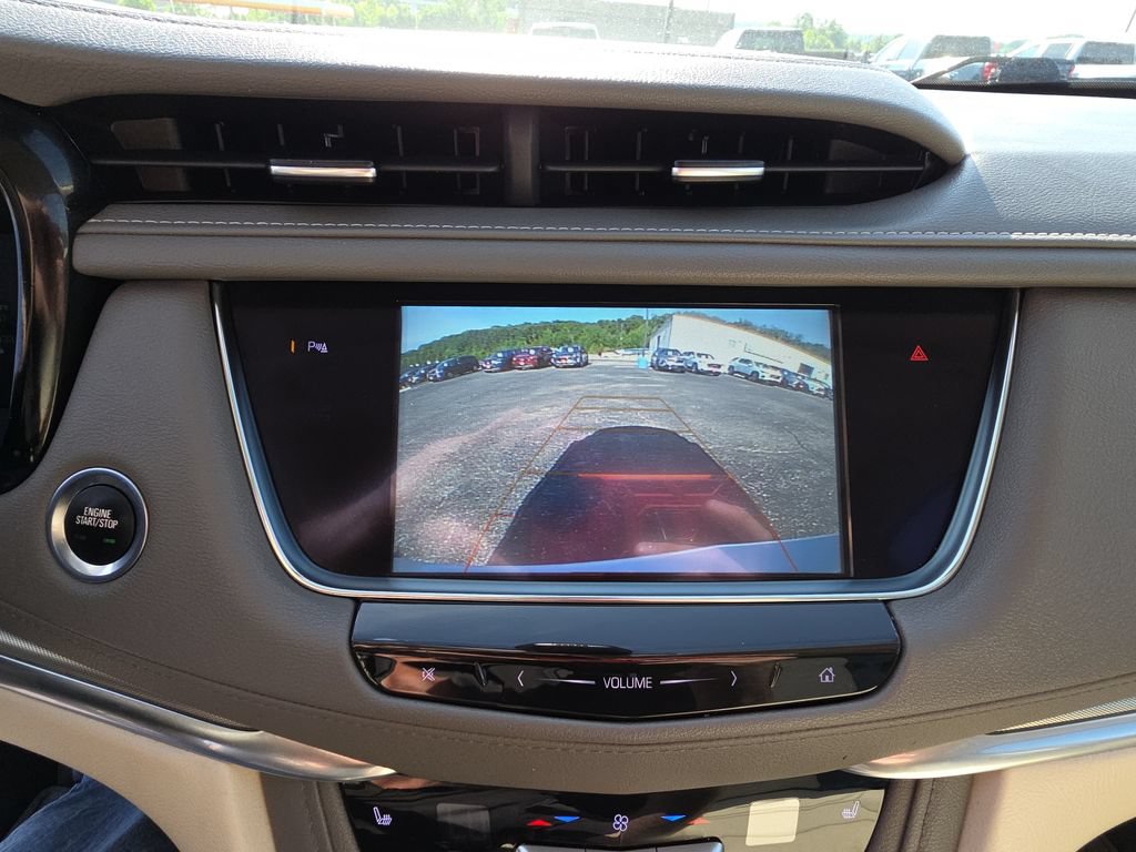 Used 2018 Cadillac XT5 Luxury w/ Driver Awareness Package FWD image 22