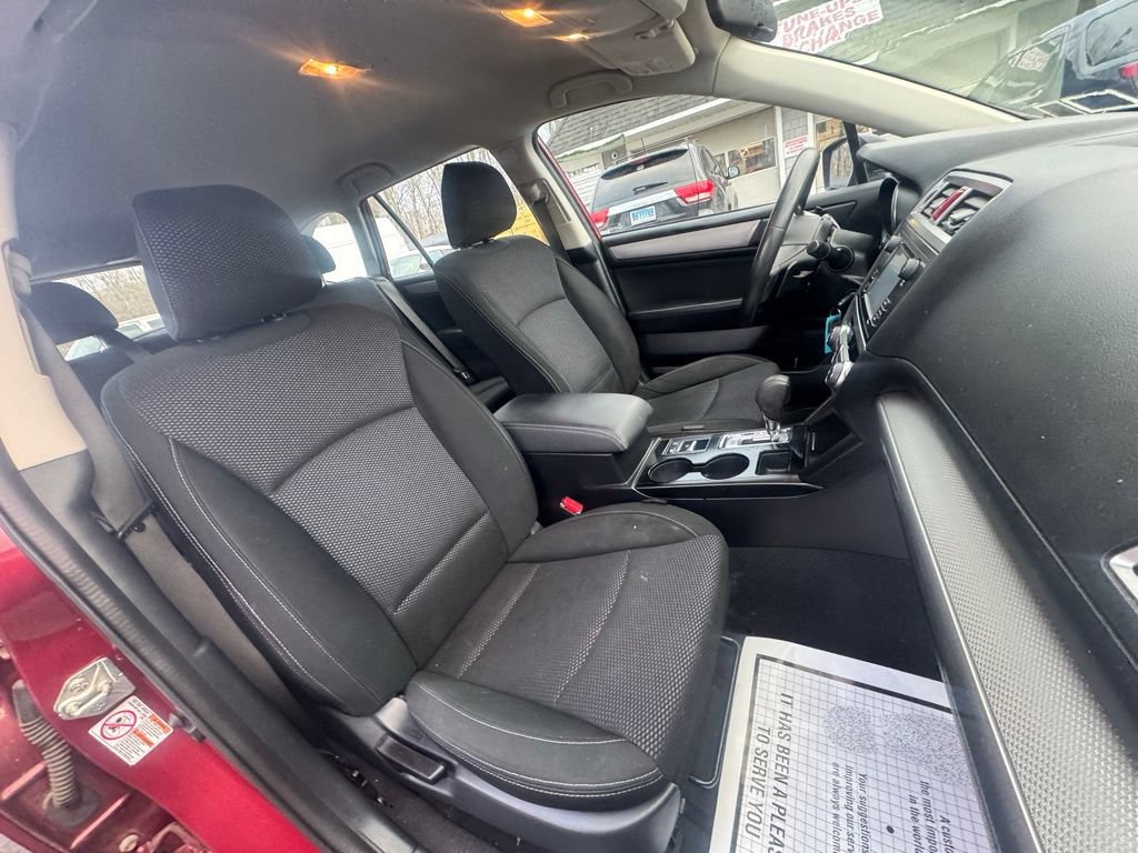 Used 2017 Subaru Outback 2.5i AWD/4WD image 22