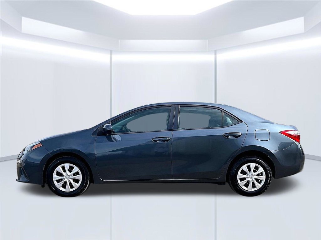 Used 2016 Toyota Corolla L FWD image 36