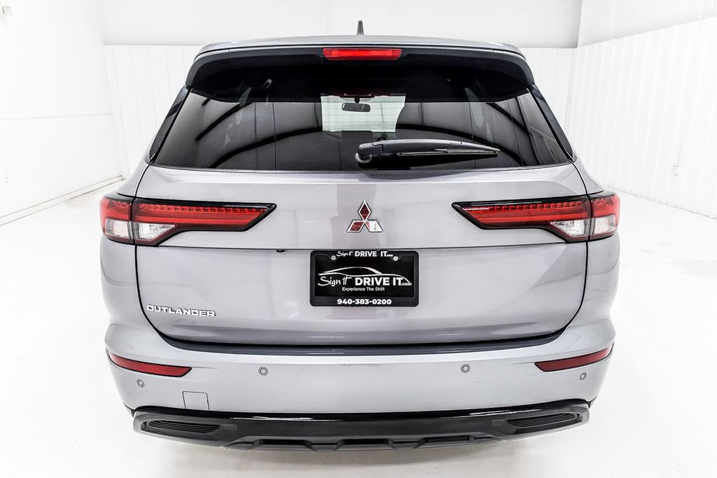 Used 2022 Mitsubishi Outlander SEL Black Edition AWD/4WD image 5