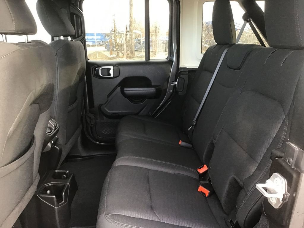 Certified 2018 Jeep Wrangler Unlimited Sport S image 17