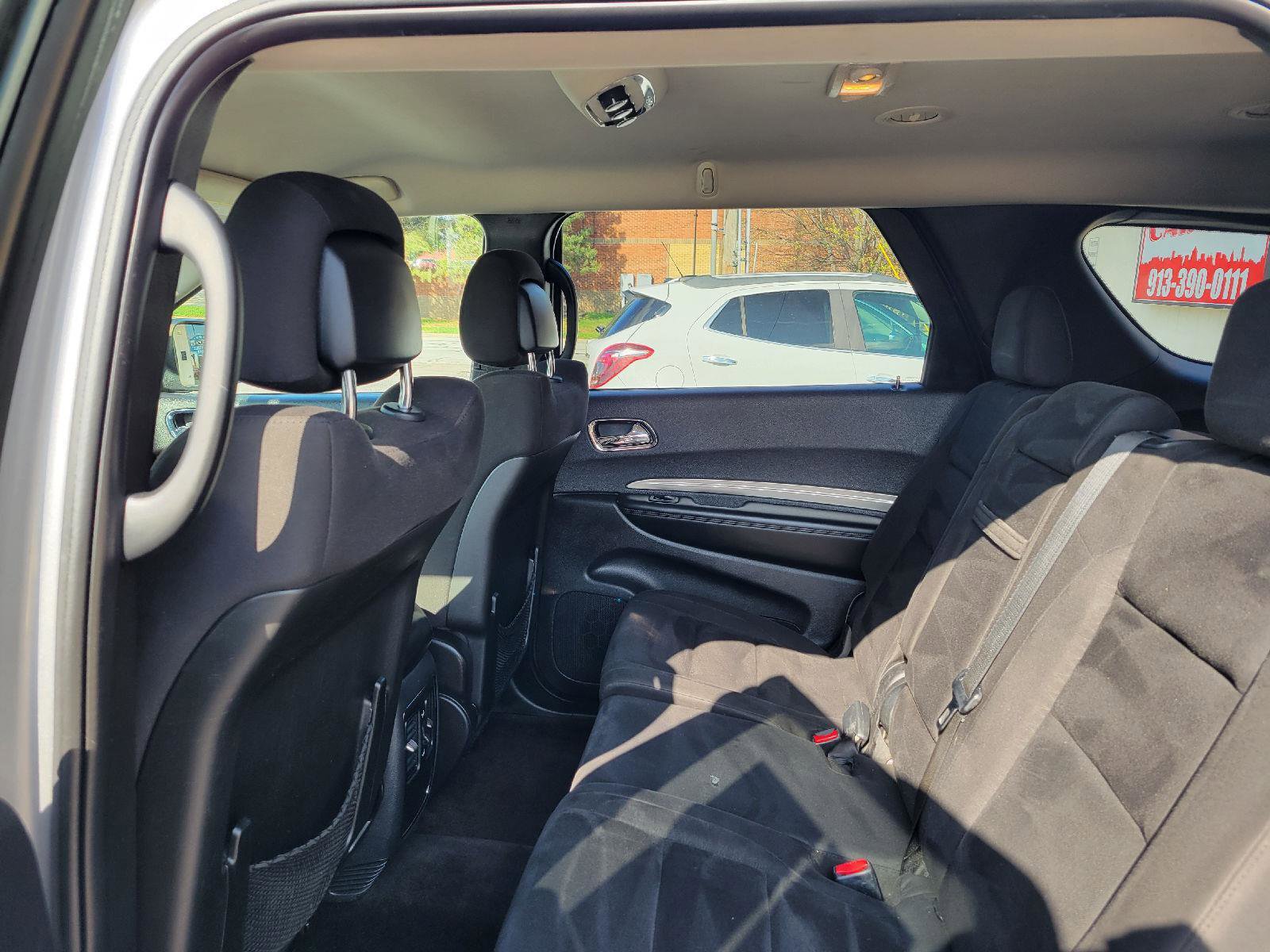 Used 2018 Dodge Durango SXT w/ Quick Order Package 2BB image 6