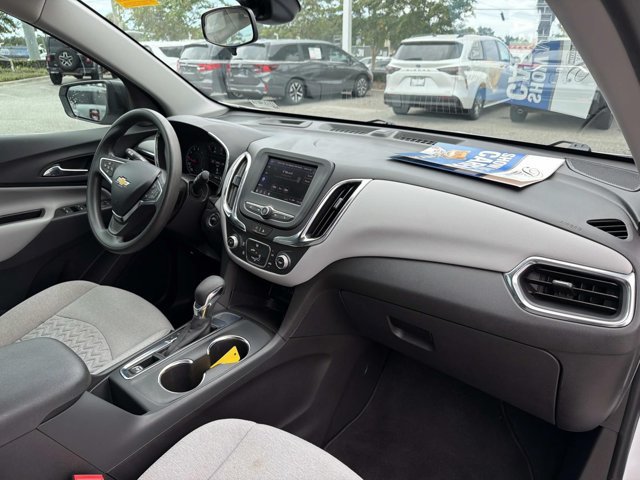 Used 2023 Chevrolet Equinox LS w/ Driver Confidence II Package FWD image 17