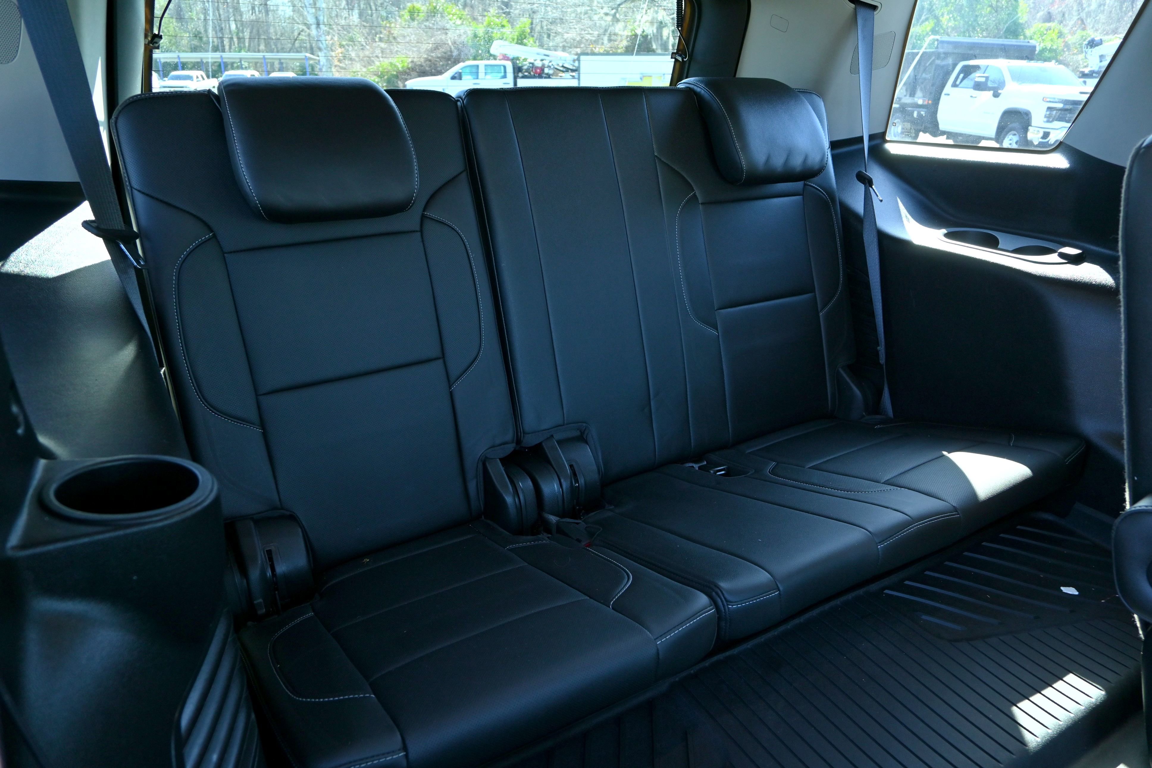 Used 2019 GMC Yukon SLT w/ Open Road Package image 11