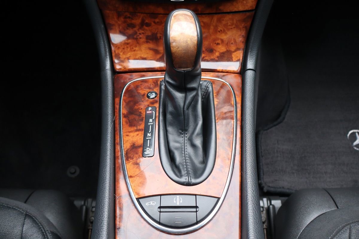 Used 2005 Mercedes-Benz E 500 4MATIC image 37