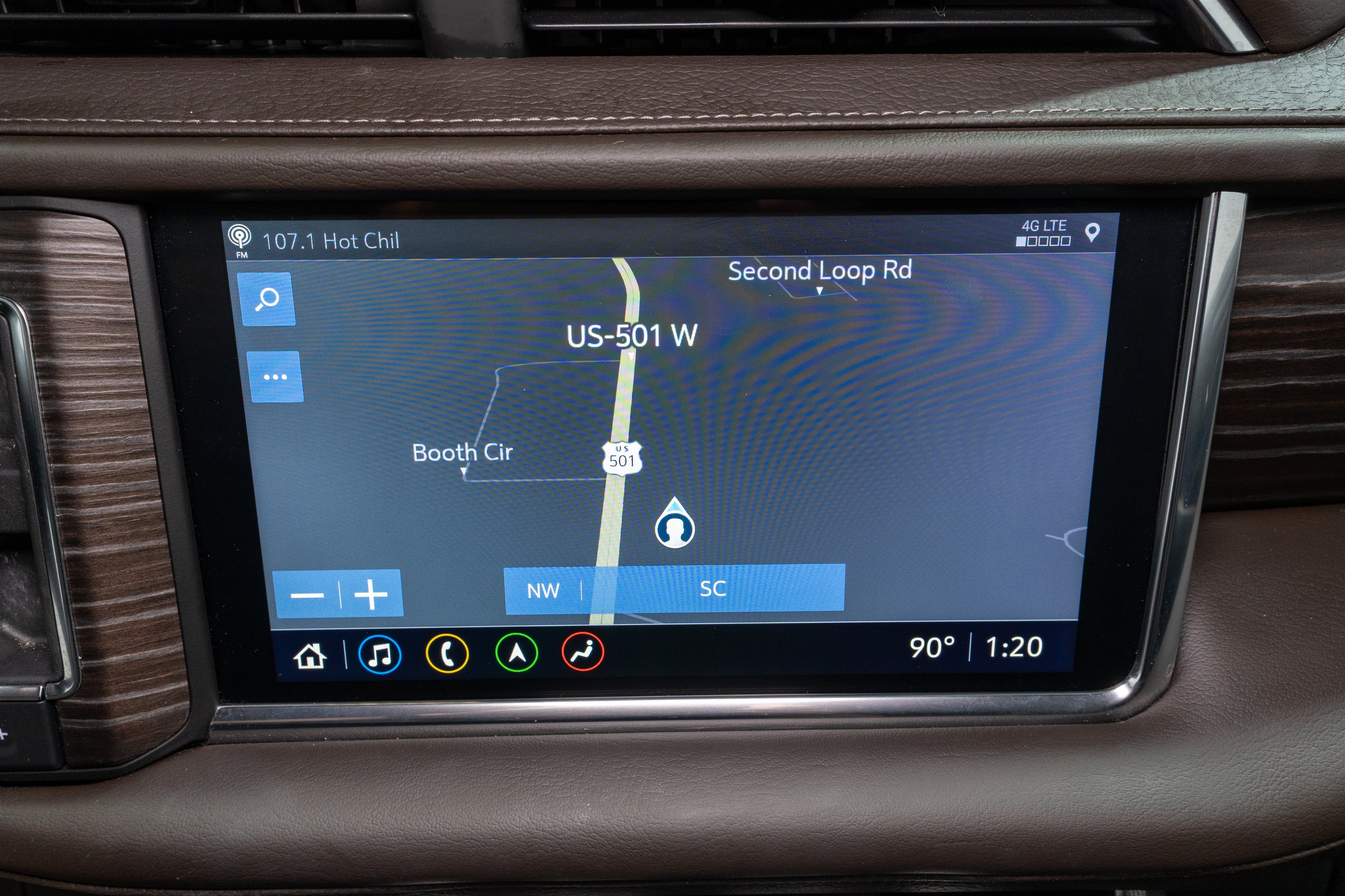 Used 2021 GMC Yukon Denali AWD/4WD image 18