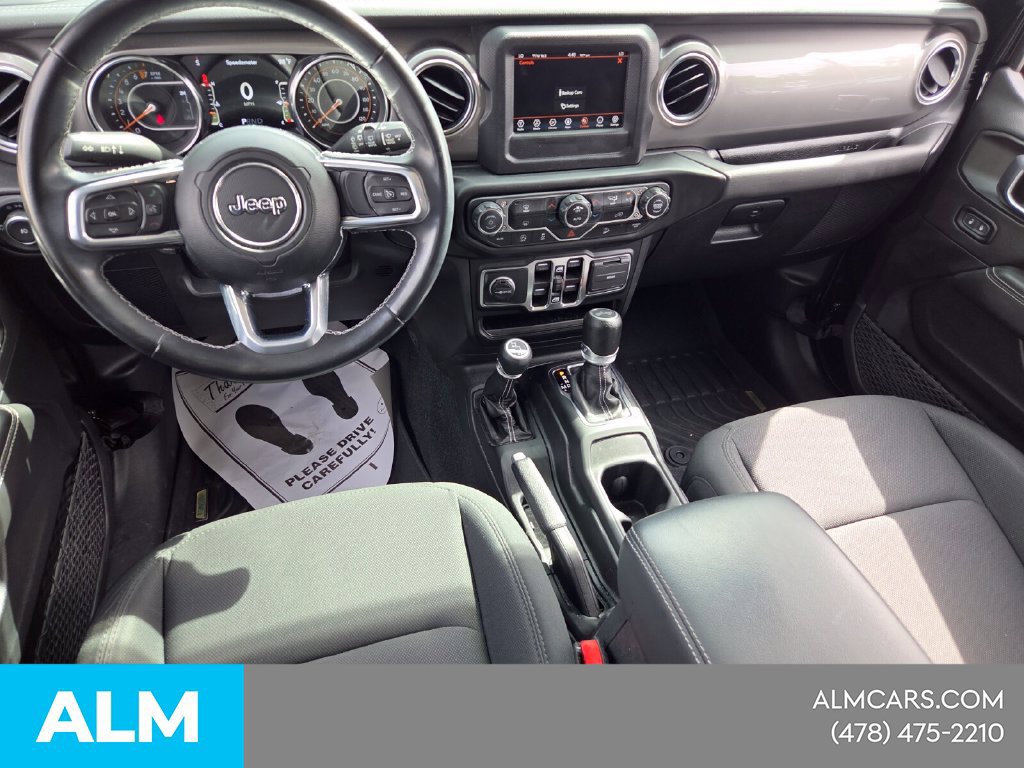 Used 2021 Jeep Wrangler Unlimited Sahara AWD/4WD image 13
