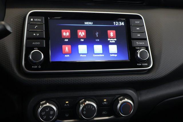 New 2025 Nissan Kicks Play S image 15