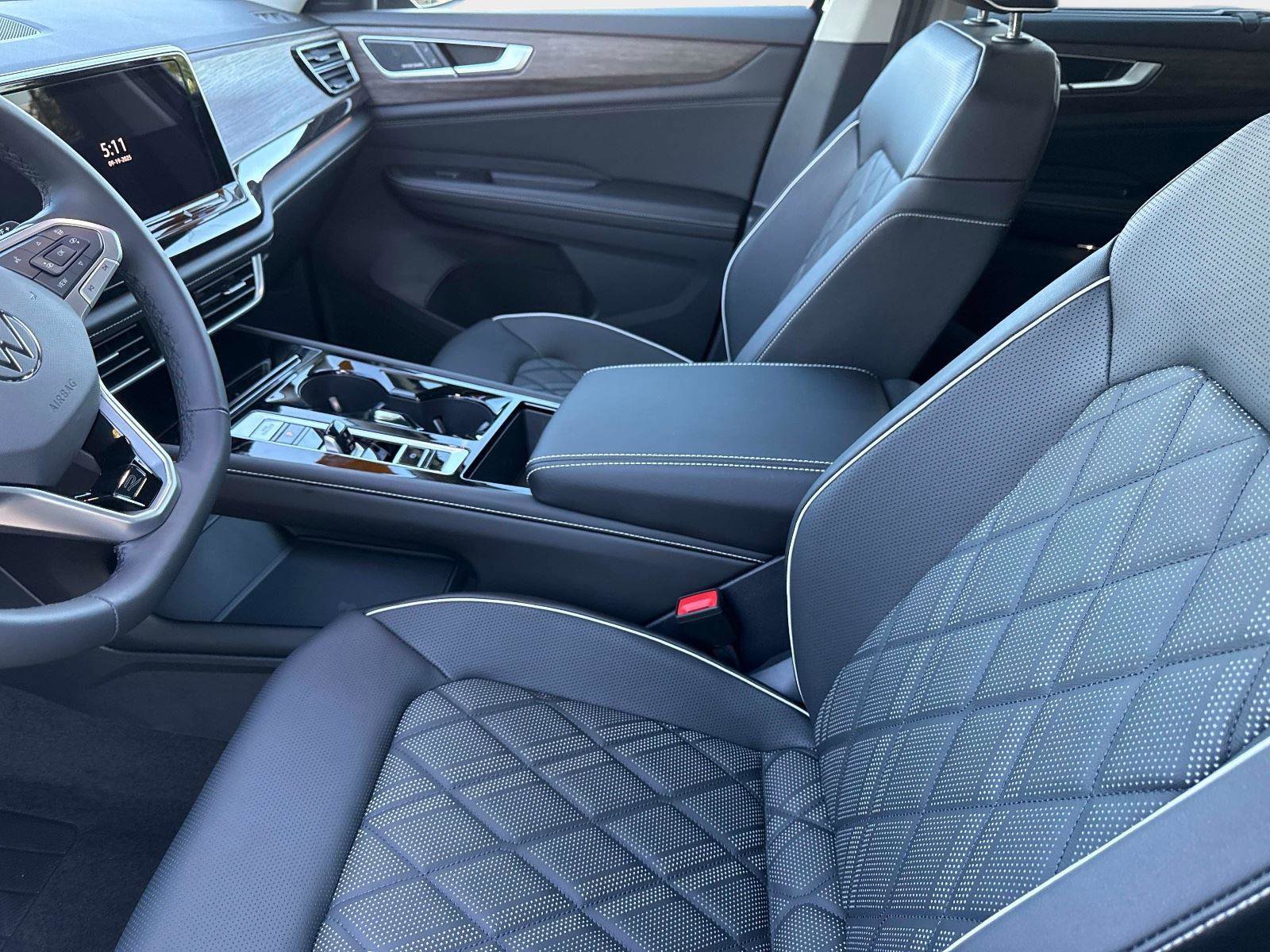 New 2026 Volkswagen Atlas SEL Premium R-Line image 16