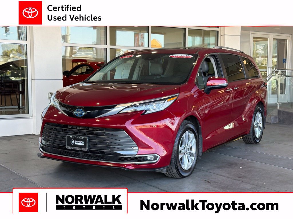 Certified 2022 Toyota Sienna Limited