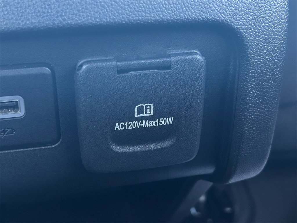 Used 2022 Chevrolet Blazer RS w/ Enhanced Convenience Package image 24