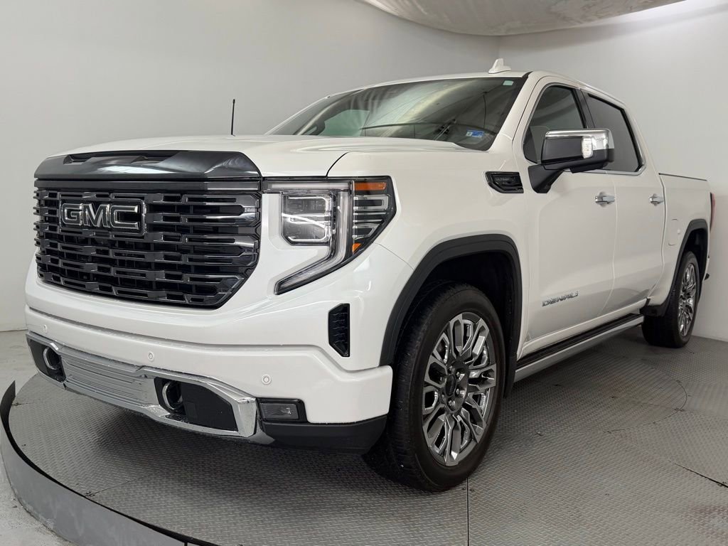 Used 2024 GMC Sierra 1500 Denali Ultimate image 3