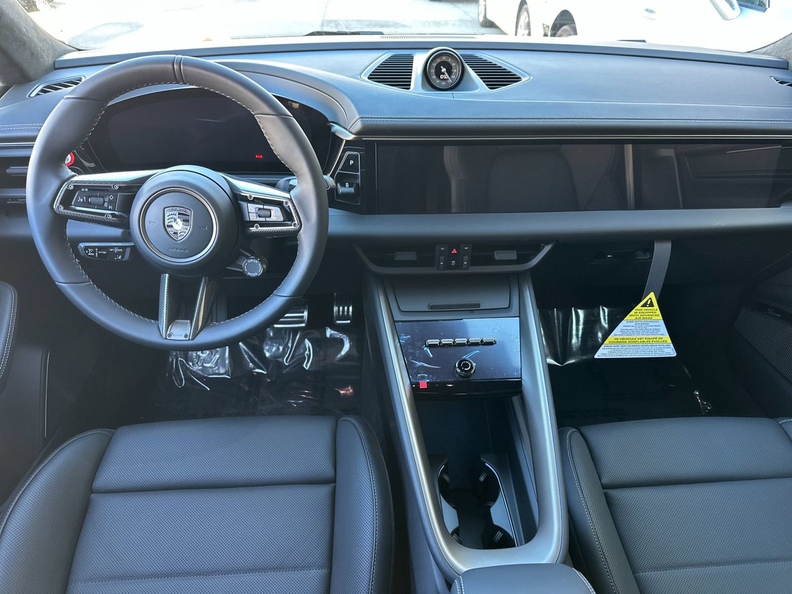 New 2025 Porsche Macan Turbo Electric image 6