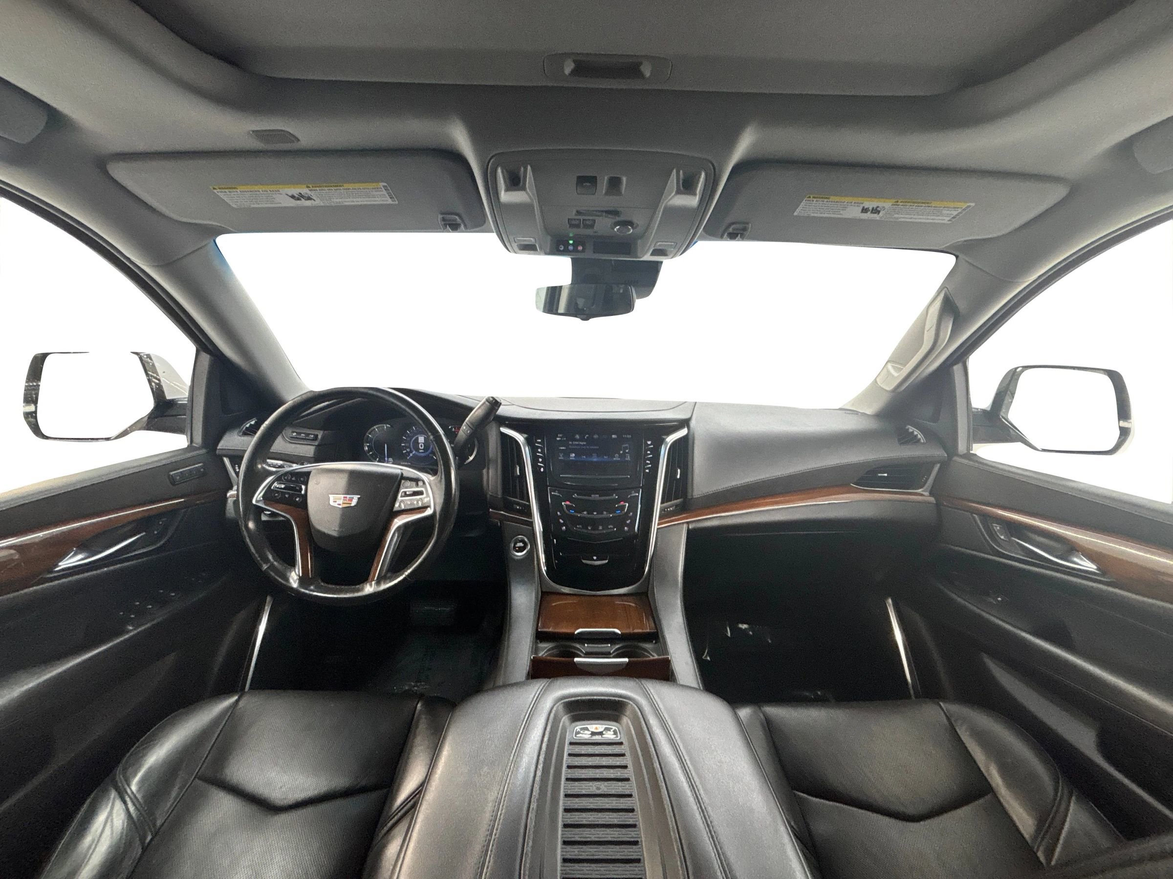 Used 2020 Cadillac Escalade Luxury image 17