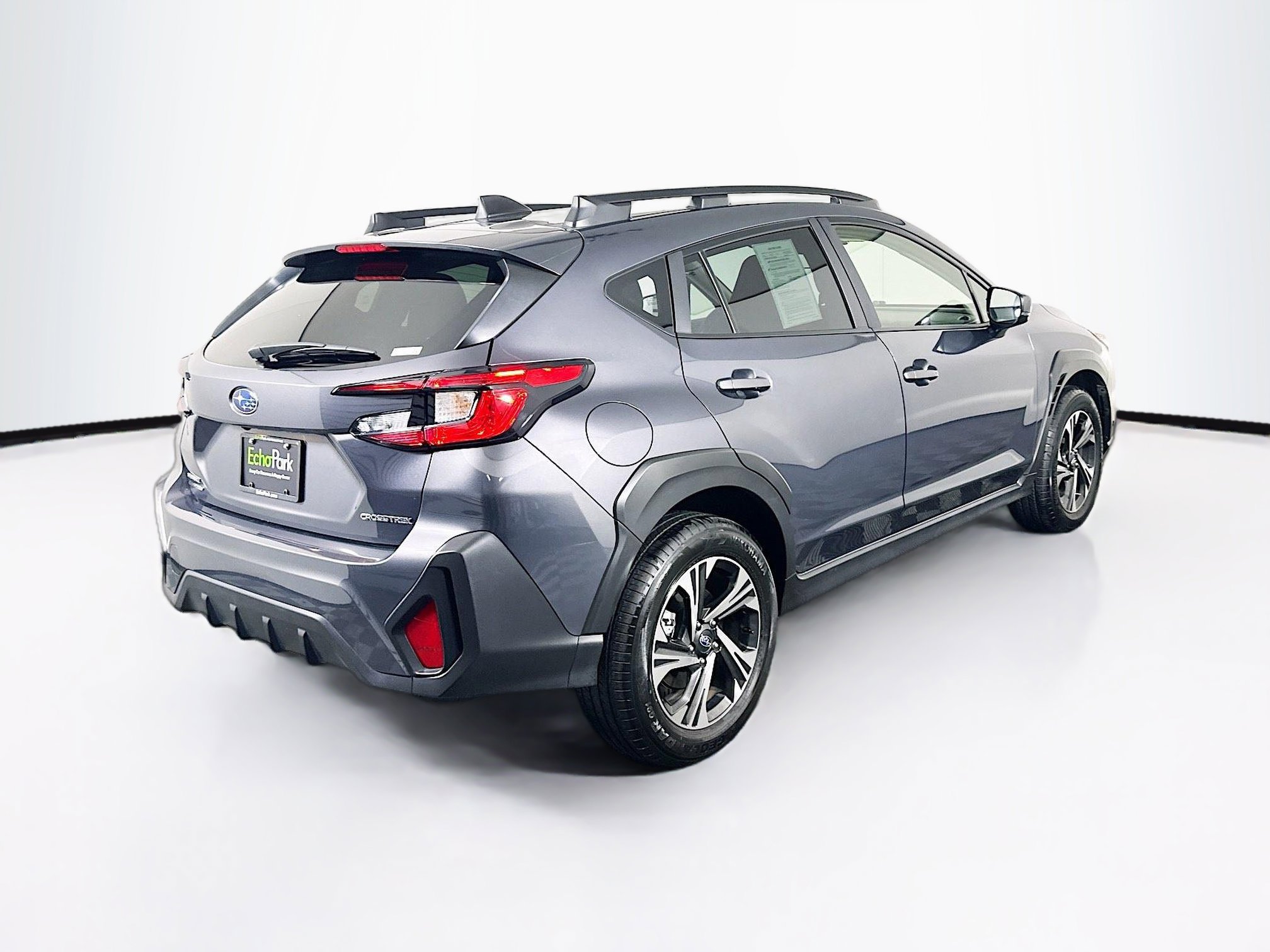 Used 2025 Subaru Crosstrek 2.0i Premium AWD/4WD image 9
