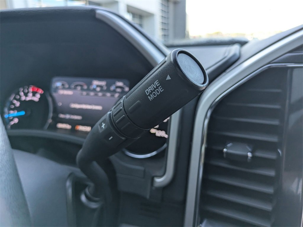 Used 2022 Ford F350 Lariat w/ Lariat Ultimate Package image 12