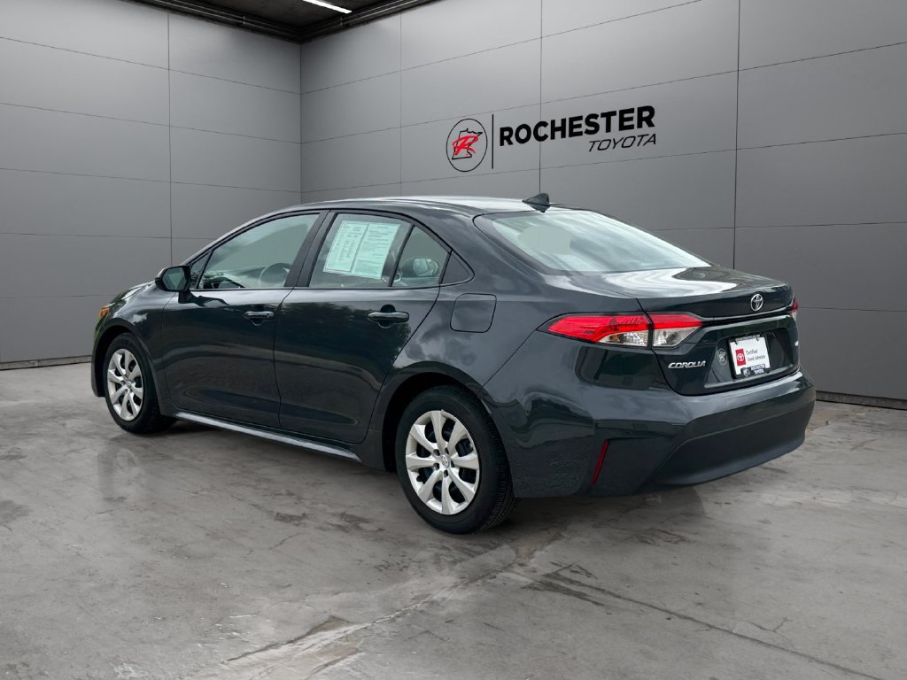 Certified 2025 Toyota Corolla LE FWD image 3