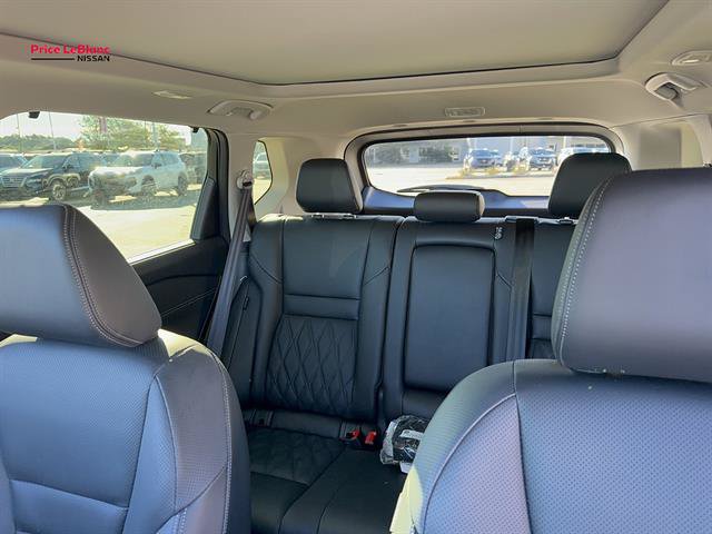 Certified 2026 Nissan Rogue Platinum w/ Platinum Premium Package AWD/4WD image 25