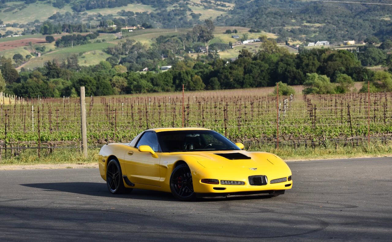 Used 2003 Chevrolet Corvette Z06 w/ Memory Package, 3 Drivers RWD image 11