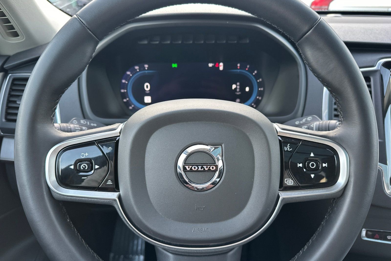 Certified 2023 Volvo XC90 B5 Core w/ Climate Package image 27