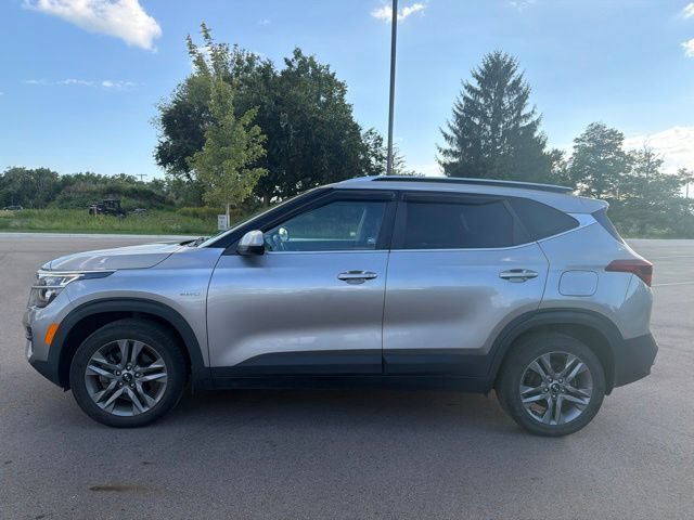 Used 2021 Kia Seltos S AWD/4WD image 4