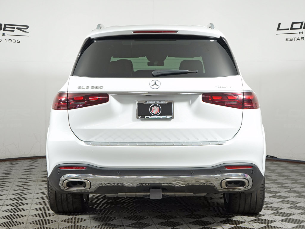 Certified 2025 Mercedes-Benz GLS 580 4MATIC image 4