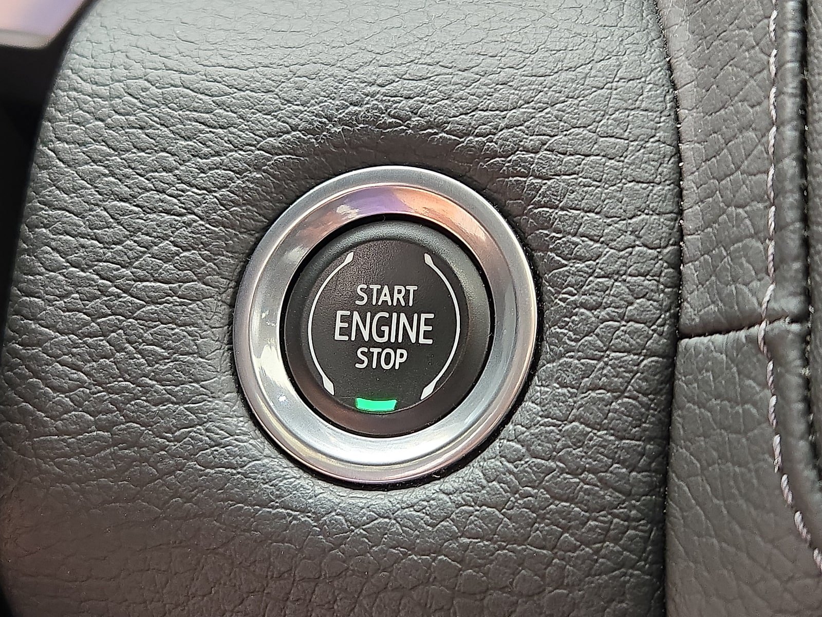 Used 2021 GMC Yukon Denali AWD/4WD image 24