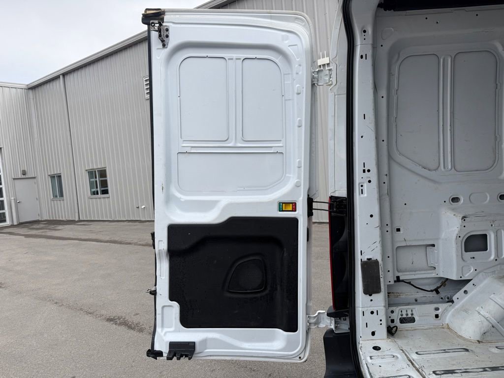 Used 2023 Ford Transit 250 Medium Roof AWD image 12