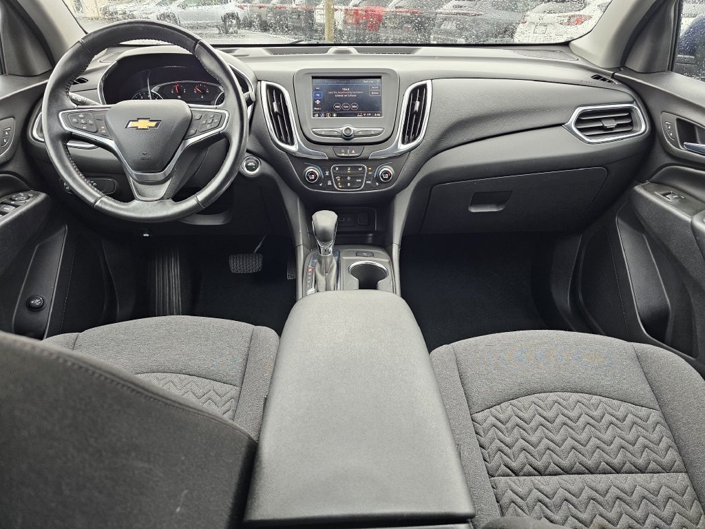 Used 2022 Chevrolet Equinox LT w/ Driver Convenience Package FWD image 12