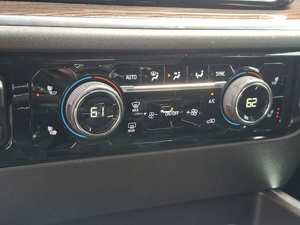 Used 2023 Chevrolet Silverado 1500 LT Trail Boss image 21