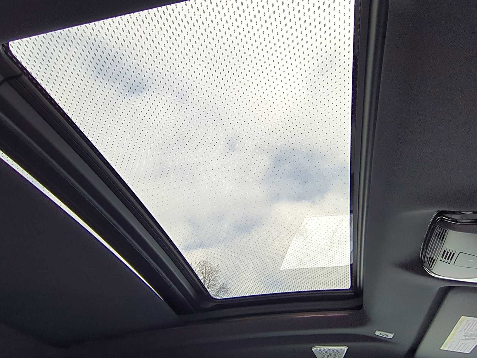 New 2026 BMW X6 M60i image 22