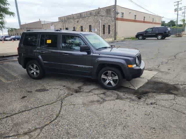 Used 2016 Jeep Patriot High Altitude FWD image 7