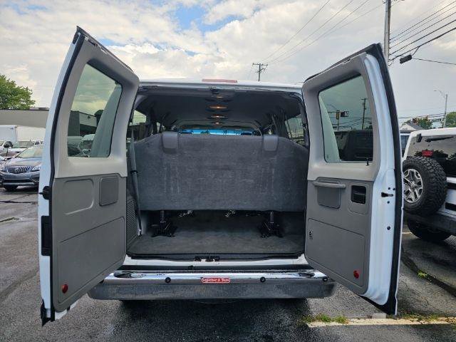 Used 2011 Ford E-350 and Econoline 350 XLT RWD image 33