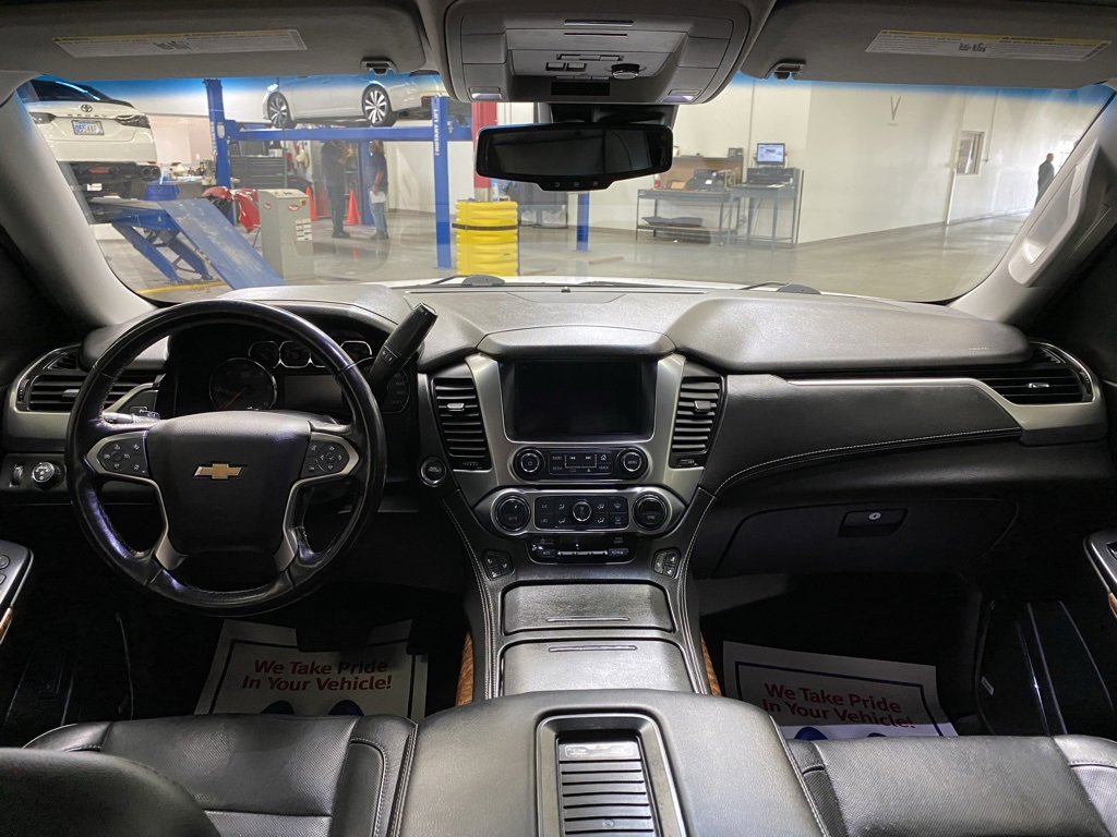 Used 2019 Chevrolet Suburban Premier image 17