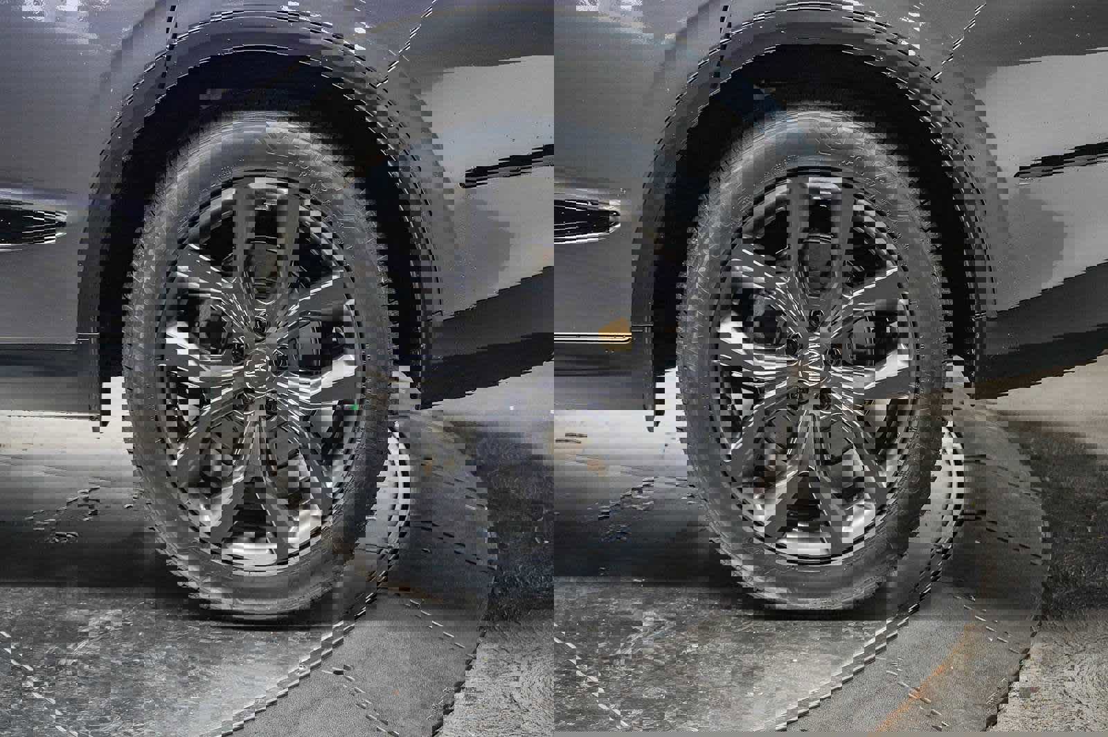 Used 2023 Acura MDX A-Spec image 12