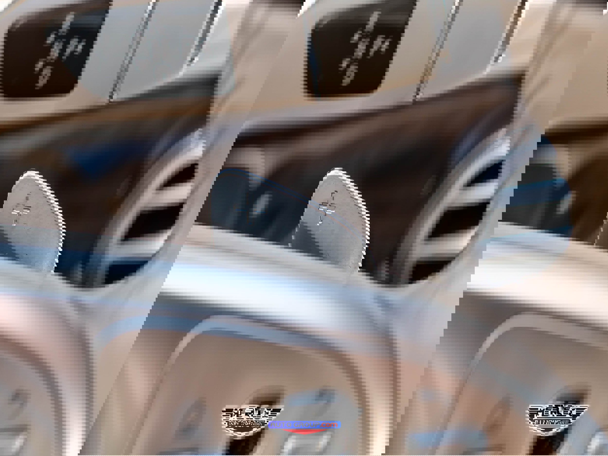 Used 2018 Mercedes-Benz S 560 4MATIC Sedan w/ Premium Package image 26