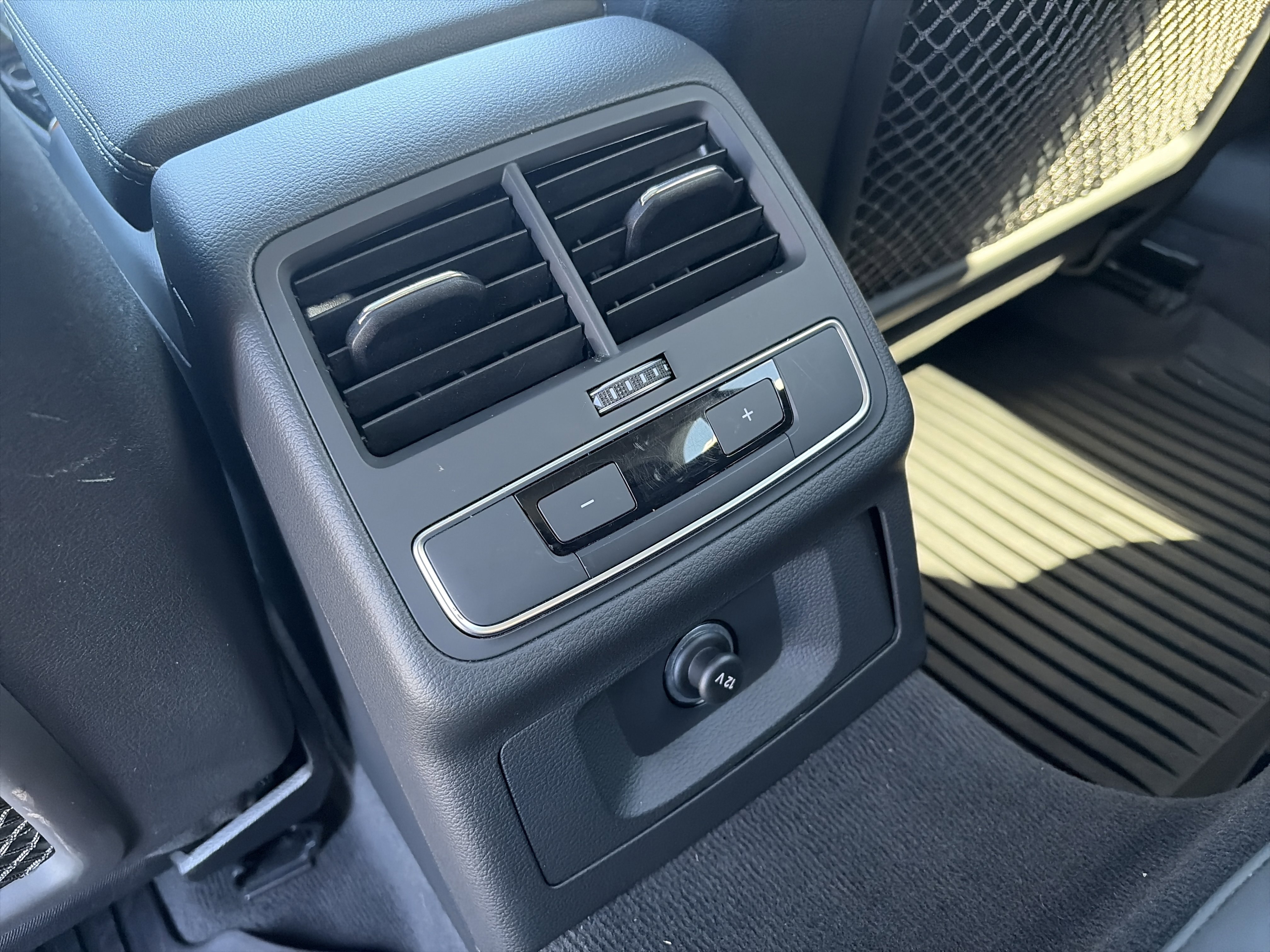 Used 2022 Audi A4 2.0T allroad Premium w/ Convenience Package image 27