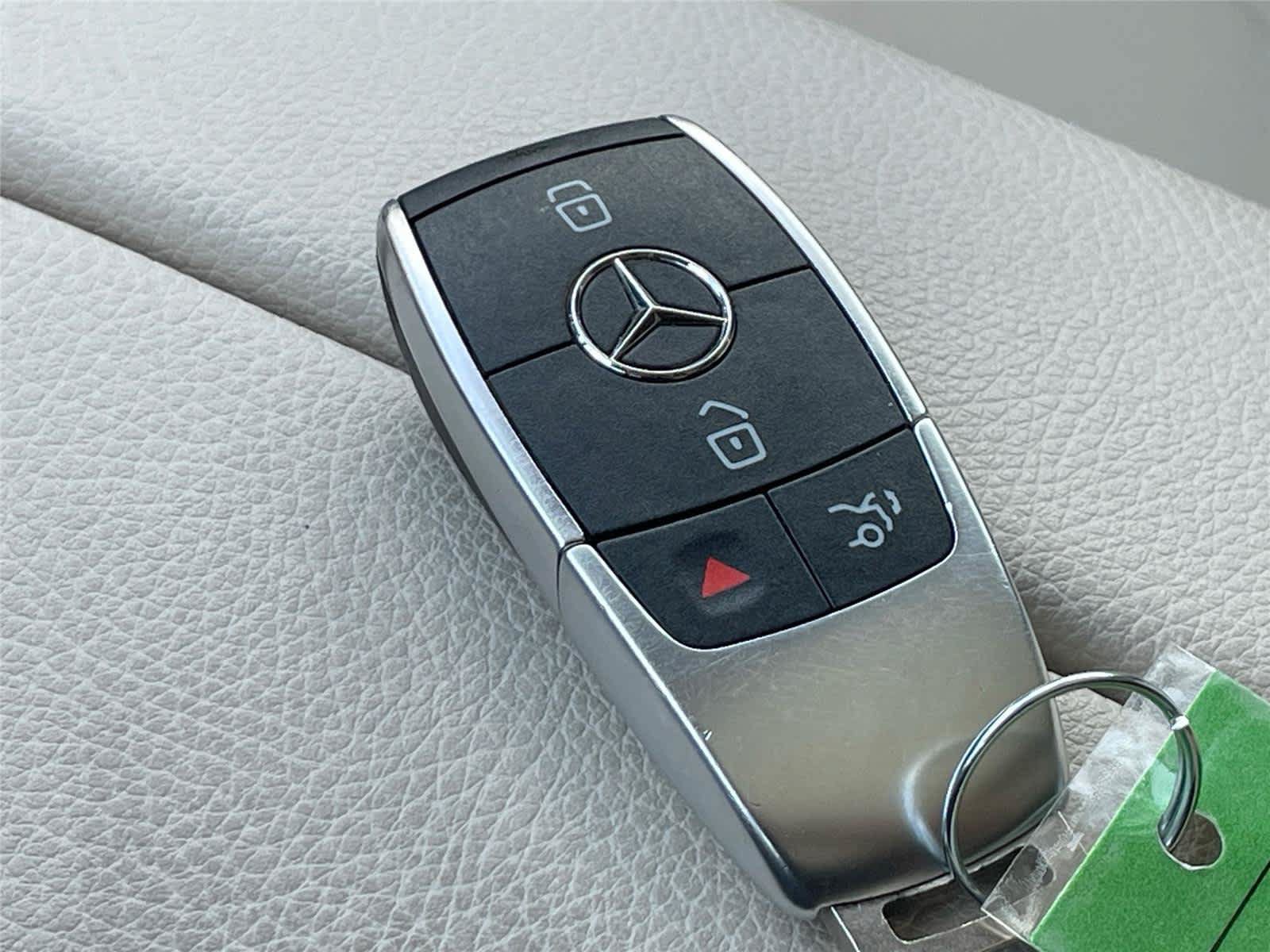 Used 2022 Mercedes-Benz GLA 250 4MATIC image 23