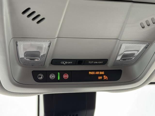 Used 2024 GMC Terrain SLE image 30
