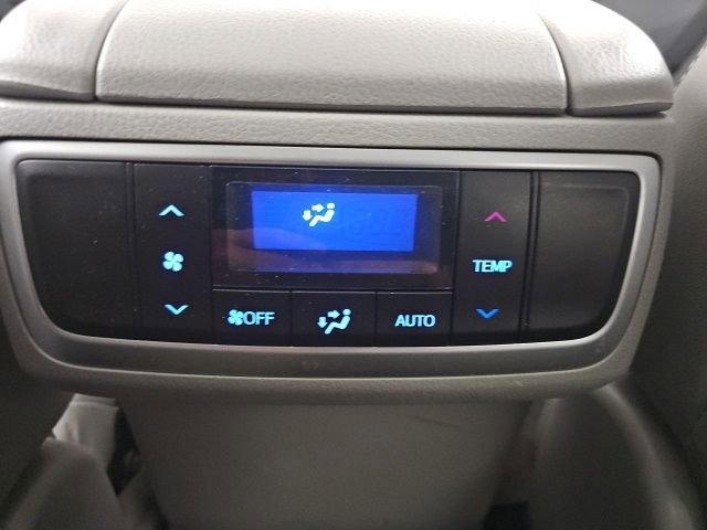 Used 2016 Toyota Highlander Limited w/ Protection Package #3 image 32