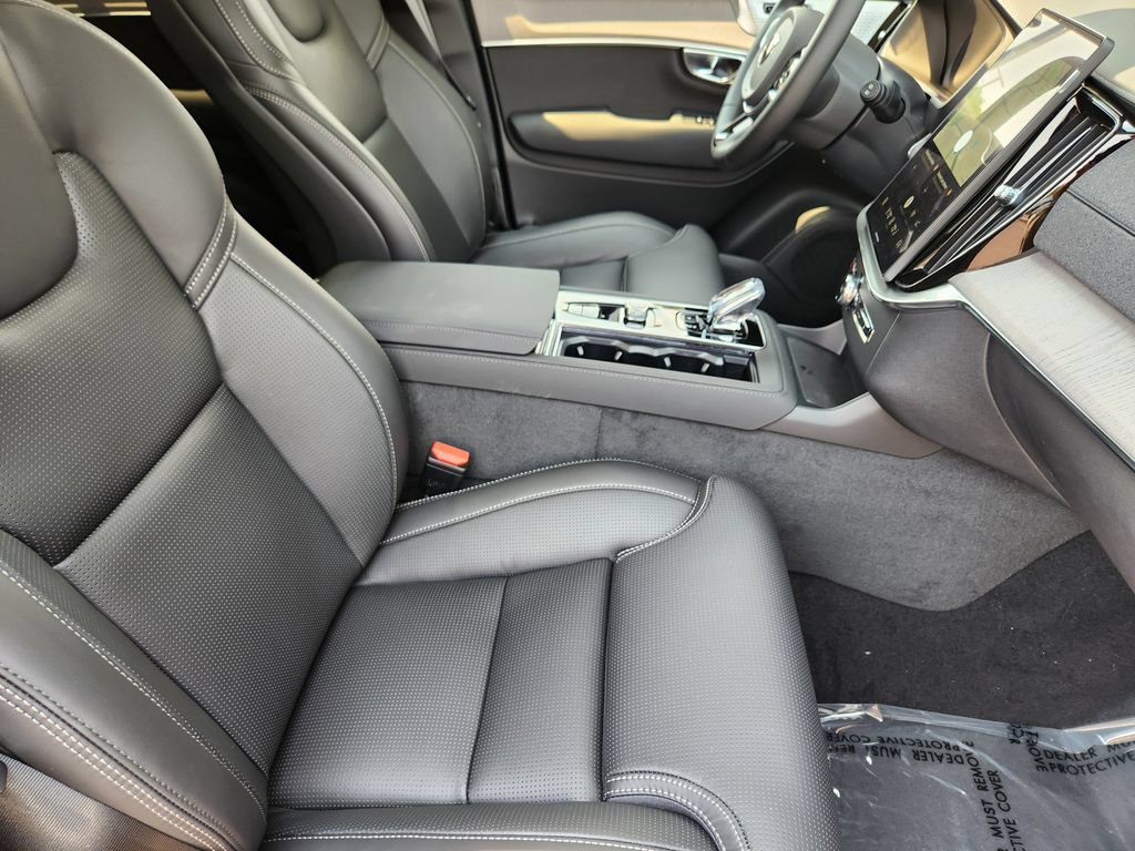 New 2026 Volvo XC90 T8 Ultra w/ Protection Package Premier AWD/4WD image 5