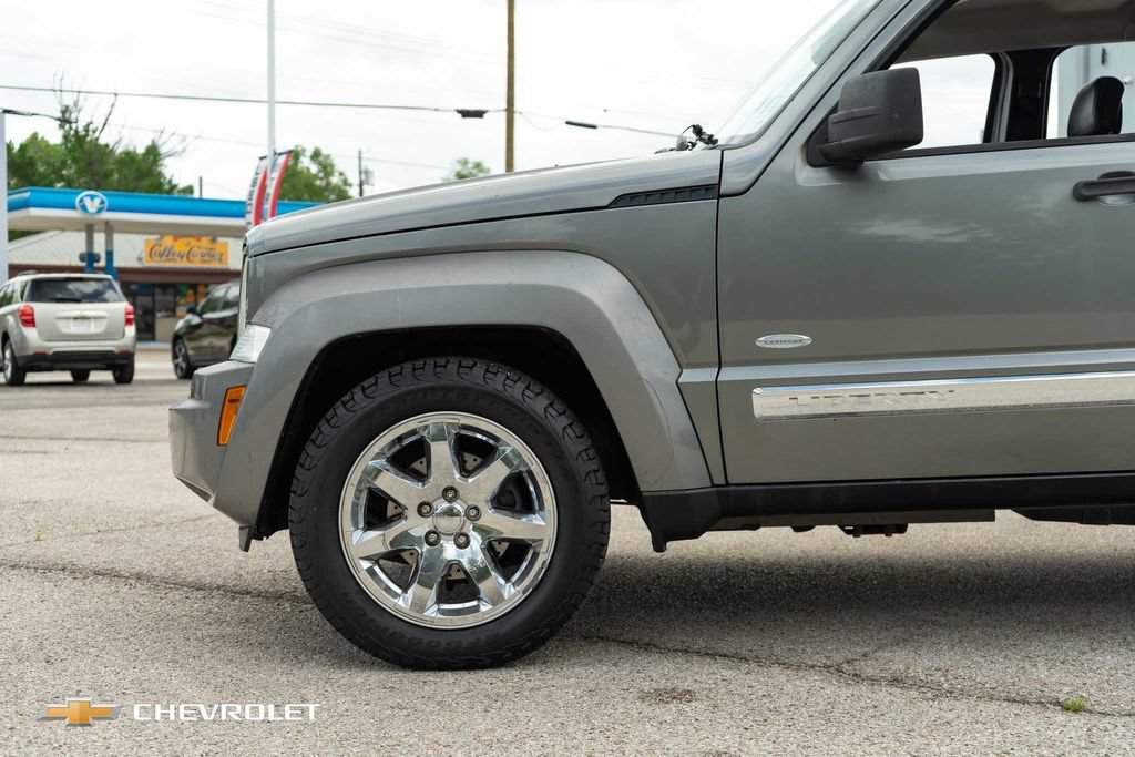 Used 2012 Jeep Liberty Sport AWD/4WD image 11