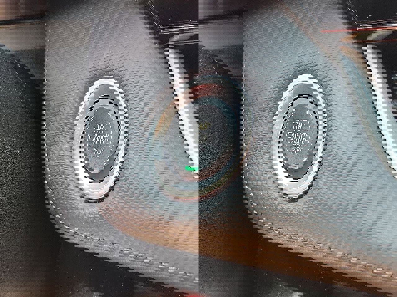 Used 2025 Chevrolet Equinox LT image 27