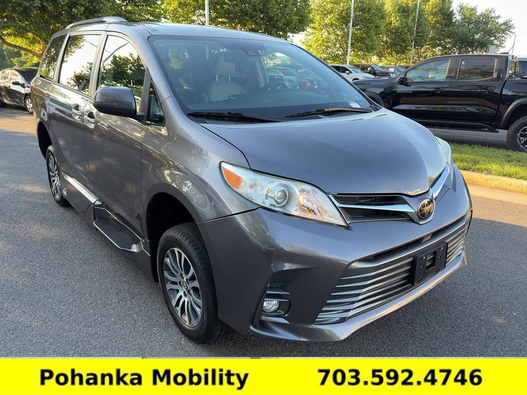Used 2020 Toyota Sienna XLE w/ XLE Navigation Package