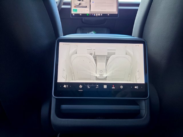 Used 2024 Tesla Model 3 Standard Range RWD image 26