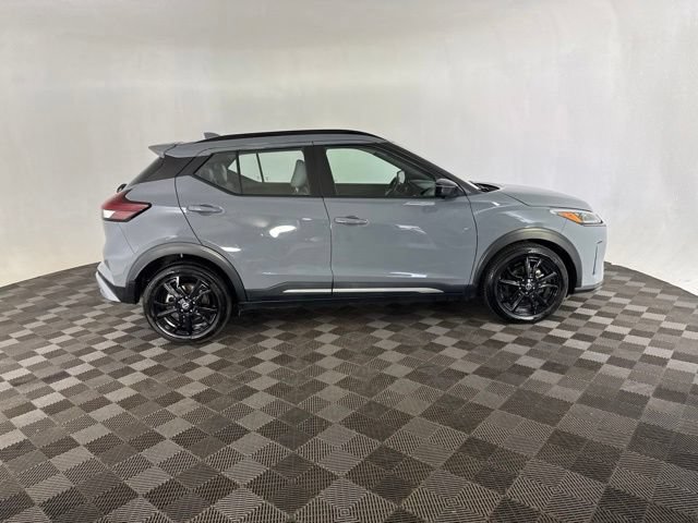 Used 2021 Nissan Kicks SR FWD image 5
